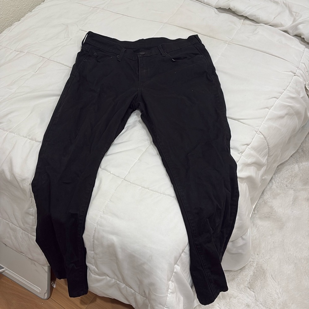 Levi straight jeans